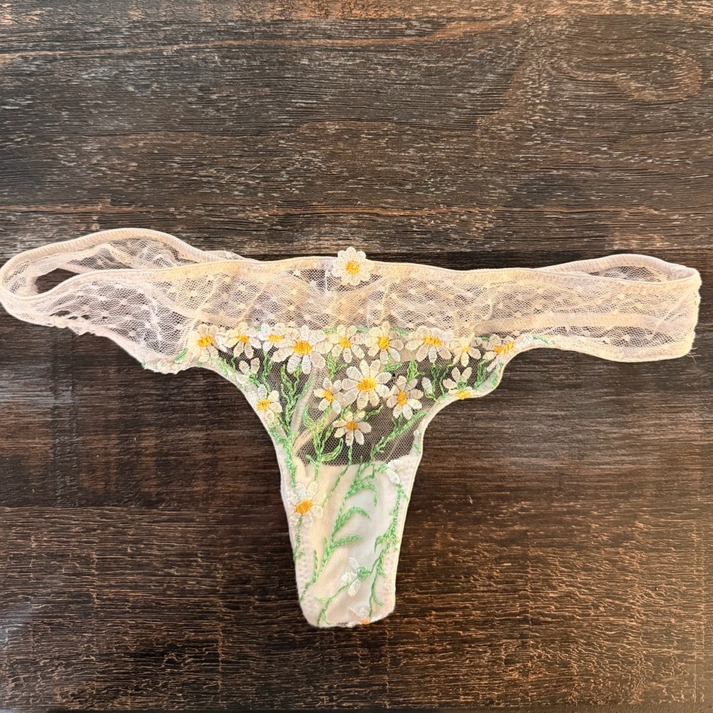 Victoria's Secret White Floral Lace Panties